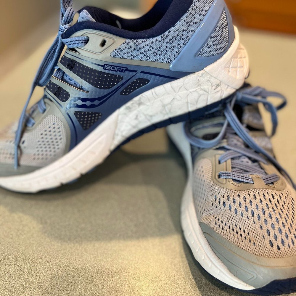 Saucony Omni ISO Running Shoes Size 7